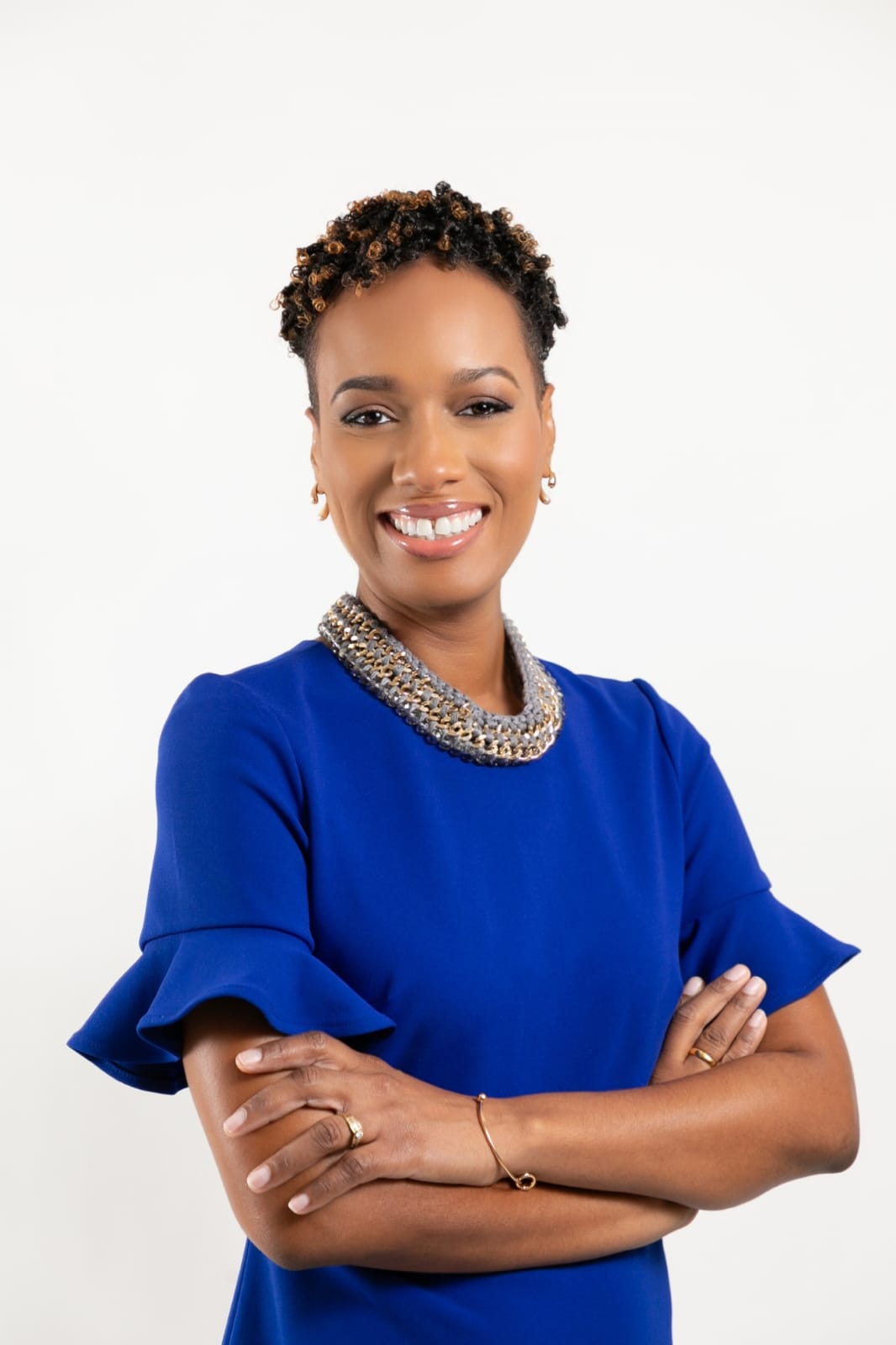 Gillian Richards — Senior HR & Sales Manager